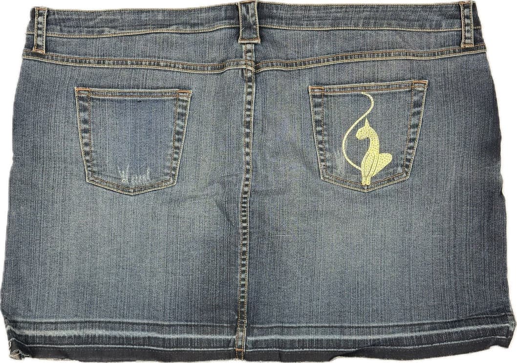 NEW- Baby Phat Y2K Denim Logo Pocket Skirt- US Size 24 or 26 + Plus — photo 3 of 6