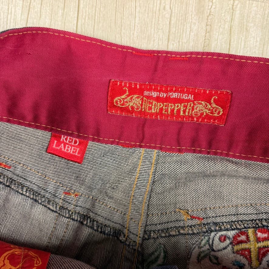 Red Pepper Japan Y2K Embroidered Ladies Low Rise Boot Jeans - XS — photo 11 of 11