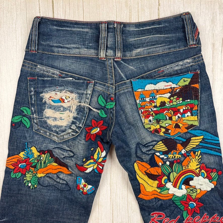 Red Pepper Japan Y2K Embroidered Ladies Low Rise Boot Jeans - XS — photo 6 of 11